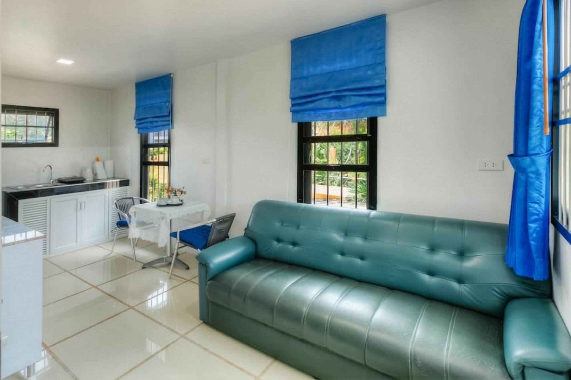 Aquatoria Phuket Bangtao Villa Surin Beach  Exterior photo