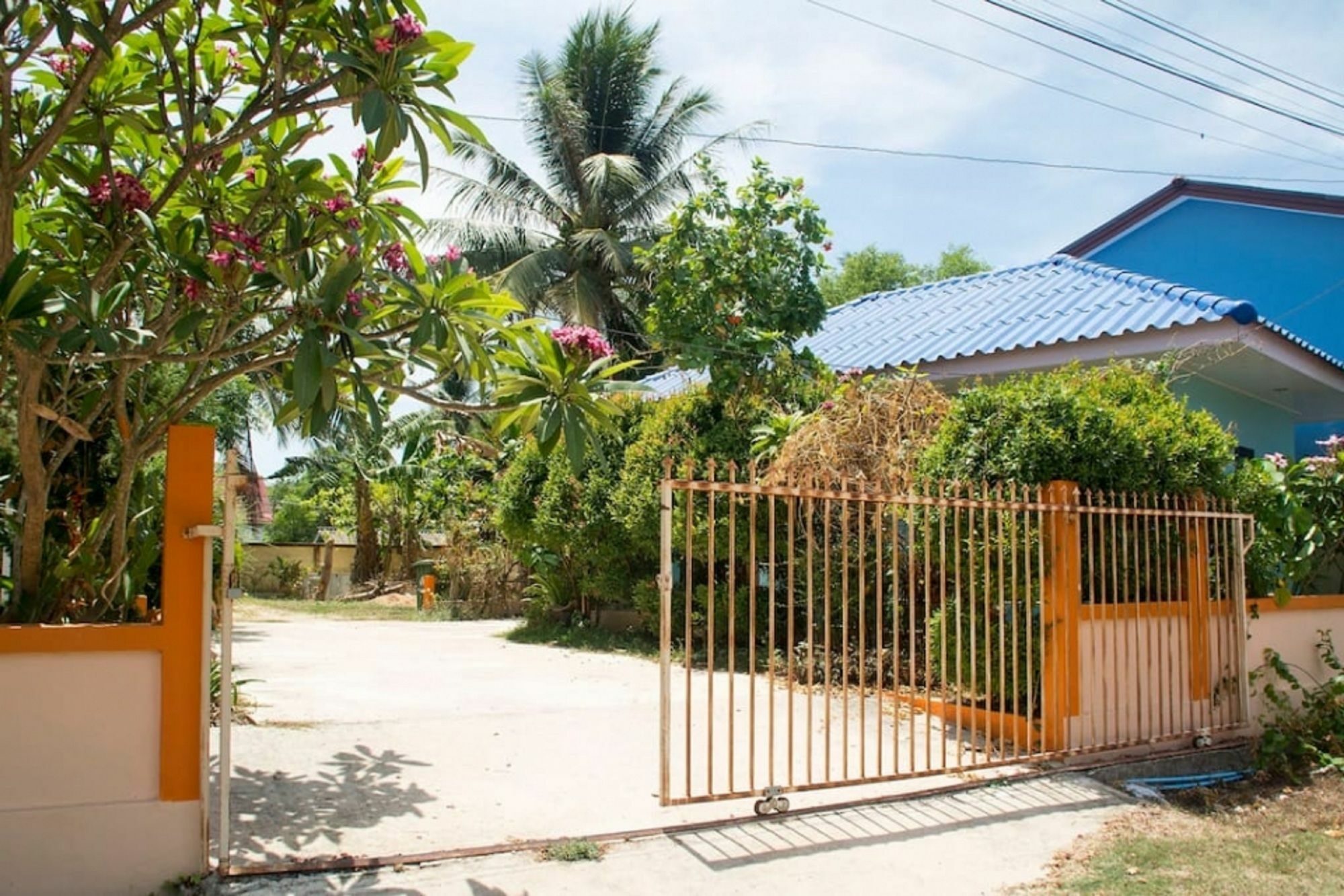 Aquatoria Phuket Bangtao Villa Surin Beach  Exterior photo